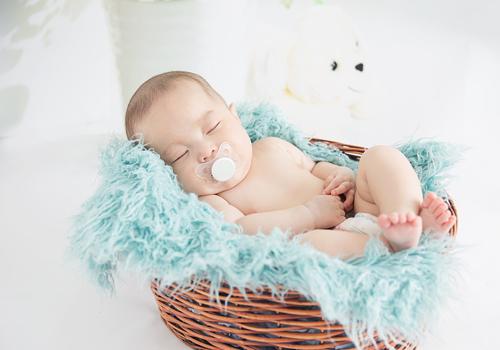 人工授精后几天着床有什么症状 人工授精后多久着床 人工授精着床的症状 乐哈健康网