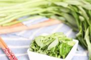 空心菜和牛奶能一起吃吗 空心菜会影响钙吸收吗