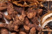 荆芥可以泡茶喝吗 荆芥和什么泡茶喝最好