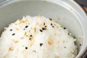 煮米饭用热水还是凉水 煮米饭怎么煮好吃