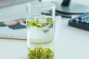 喝完蛋白粉可以喝茶吗 喝完蛋白粉多久能喝茶