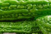 苦瓜没焯水可以直接炒吗 苦瓜和鸡蛋一起炒可以吗