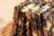 阿胶固元膏一天可以吃几块 一天吃固元膏最佳时间