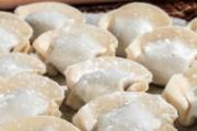 饺子冻成一坨能解开吗 怎样冷冻饺子不粘一块