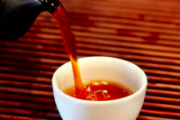 腿部水肿怎么消除 5款茶解决水肿烦恼