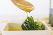 橄榄油怎么使用啊 橄榄油有哪些食用方法