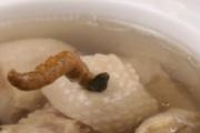 猪尾巴和什么煲汤最补 猪尾巴和黑豆的功效