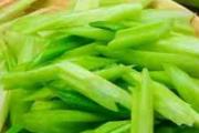 芹菜能和螃蟹一起吃吗 吃了甲鱼能吃芹菜吗