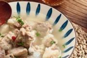 夏天炖羊肉汤放什么好 夏天喝羊肉汤上火吗