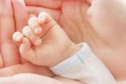 坐月子禁忌事项 产妇不可洗头、刷牙？不注意这些禁忌易留后遗症！