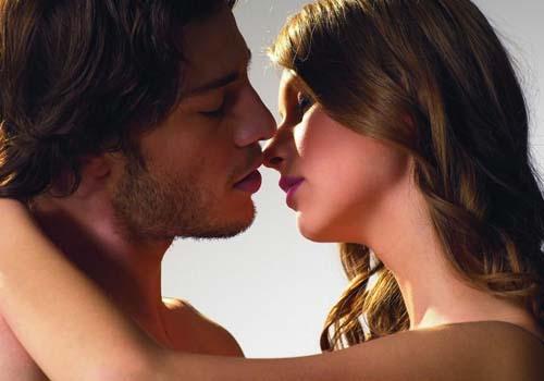 非经期同房出血的原因,还没到月经期同房出血