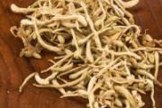金银花茶来大姨妈能喝吗 金银花茶晚上可以喝吗