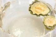 苦瓜泡水可以天天喝吗 苦瓜泡水一天喝几杯好