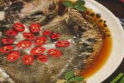 多宝鱼如何做没有腥味 多宝鱼没熟吃了会怎么样