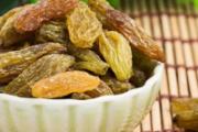 宝宝能吃葡萄干吗 宝宝多大可以吃葡萄干