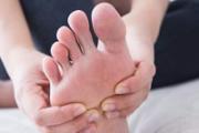 孕期腿抽筋是什么原因 孕期腿抽筋怎么缓解