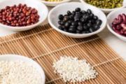 黑豆和红豆能一起煮吗 黑豆和红豆一起喝有什么好处