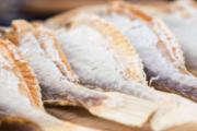 咸鱼用什么鱼腌制最好 腌咸鱼需要洗吗