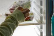 冰箱冷冻18度还是24度好 夏天冰箱冷藏调多少度合适