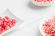 石榴和虾可以一起吃吗 吃了石榴多久能吃虾