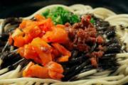 热干面和拌面的区别 热干面的碱面条怎么做