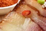 腌腊肉一斤肉放多少盐合适 腌腊肉盐放多了怎么办