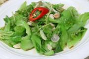 芥菜炒要焯水吗 什么人不适合吃芥菜