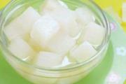 感冒嗓子痒咳嗽怎么办 感冒嗓子痒咳嗽试一试这些食物