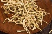 金银花泡水喝竟有6个害处 金银花泡水的作用与功效