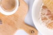 柚子茶怎么食用 蜂蜜柚子茶苦补救办法