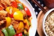 炒菜时味精什么时候放