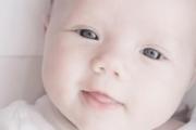 婴儿头发稀少怎么办 4个办法刺激头发生长