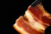 腊肉要放太阳下晒吗 腊肉多少度合适做