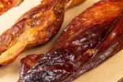 烟熏腊肉可以用洗洁精洗吗 烟熏腊肉吃之前要热水煮吗