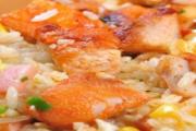 培根炒饭怎么做好吃 培根吃了有什么好处
