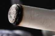 房间熏艾条的正确方法 艾条熏房间人在可以吗