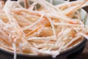 鱿鱼发霉洗干净能吃吗 干鱿鱼不能跟什么同吃