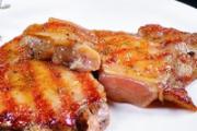 鸡胸肉清水煮多久可以熟 煮好的鸡胸肉能放几天