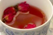 喝玫瑰花茶有什么好处 女人你要记得喝