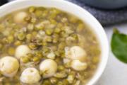 绿豆汤是不是凉性的 夏天喝绿豆汤的好处