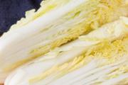 大白菜上有黑点还能吃吗 大白菜上有黑点是什么原因