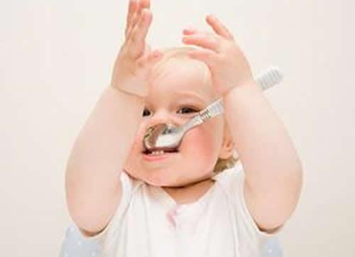 宝宝缺锌的症状有哪些 快看看你家的宝宝缺锌