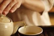 泡茶第一次的水为什么倒掉 泡茶第一遍能喝吗