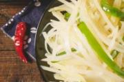 土豆丝能泡水隔天炒吗 土豆丝隔夜如何保存